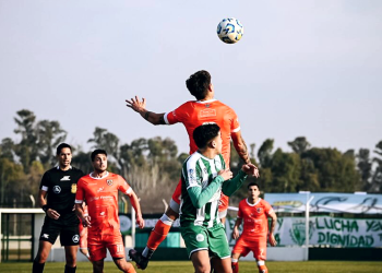 Primera C | Estrella del Sur empató con Camioneros y se mantiene la diferencia en la punta