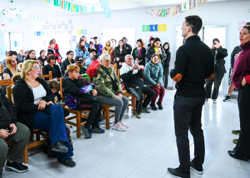 Salud | Mantegazza encabezó una nueva entrega de lentes gratuitos a vecinos del distrito