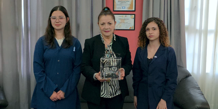 Educación | Alumnas peronense presentaron un innovador proyecto, finalista en la Feria de Ciencia