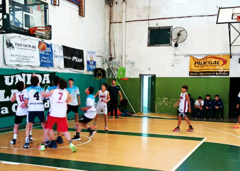 Juegos Bonaerenses | San Vicente clasificó a dos conjuntos de básquet escolar masculino al Interregional