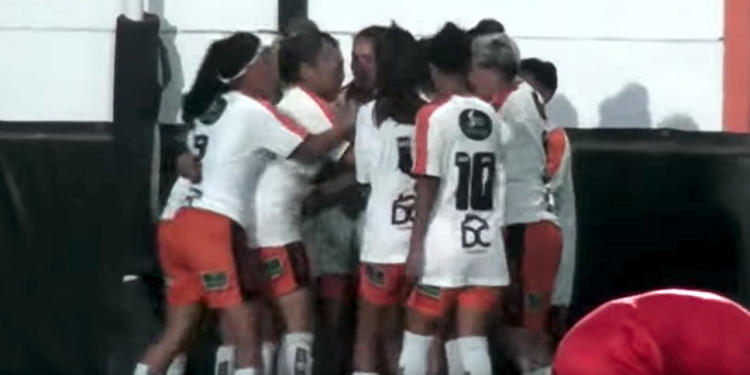 Fútbol femenino | Con golazo de Hernández, Estrella dejó en el camino a Argentinos