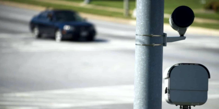 Tránsito | Una empresa pidió ante la Justicia frenar las fotomultas en San Vicente y Presidente Perón