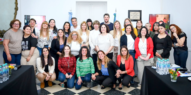 San Vicente | Presentaron un plan de acción para mejorar la vida de niñas, niños y adolescentes