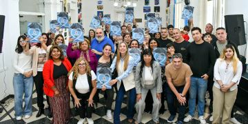 Regularización | Mantegazza encabezó una nueva entrega de decretos de propiedad