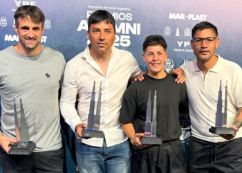 Fútbol | Estrella del Sur obtuvo cuatro distinciones en la entrega de los Premios Alumni