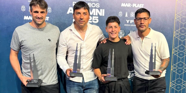 Fútbol | Estrella del Sur obtuvo cuatro distinciones en la entrega de los Premios Alumni