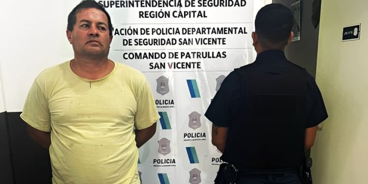 Policiales | Robó con un arma en Claro San Vicente y lo detuvieron en Banfield con el botín