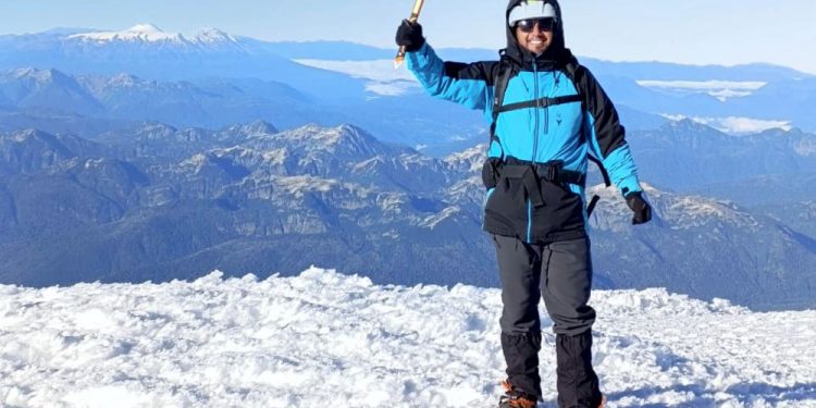 Aventura | El primer amanecer del 2026 desde el techo de la Patagonia: la hazaña de un vecino de Alejandro Korn