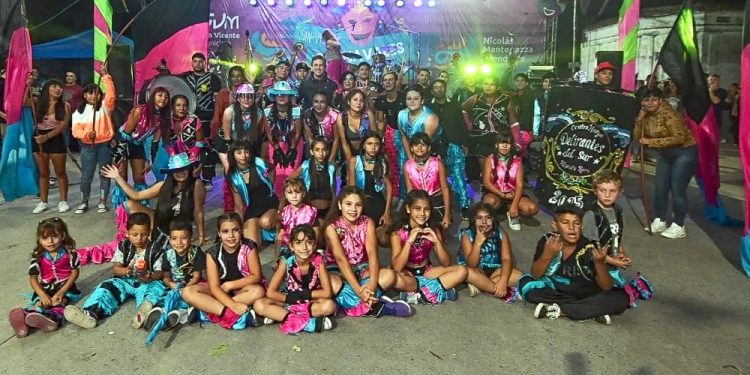 ¡Explota San Vicente! | El Carnaval 2026 enciende las noches de este finde con una fiesta imperdible