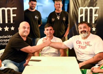 Fútbol | Las Mandarinas y Defensores de Glew definen al «Campeón de Campeones»