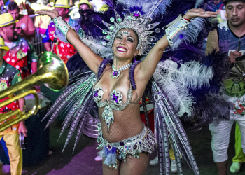 Entretenimiento | ¡A pura espuma y color!: Arrancan los Carnavales 2026 en Almirante Brown