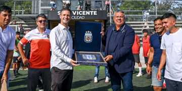 Deportes | San Vicente hizo historia: se inauguró el Estadio Ciudad de San Vicente con la presencia de Claudio «Chiqui» Tapia