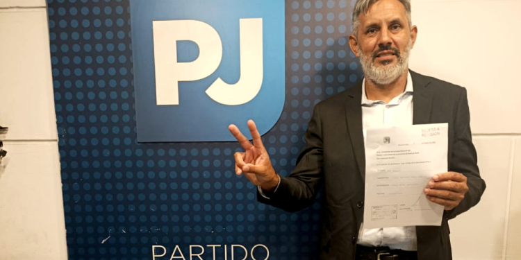 Presidente Perón | El peronismo define su futuro entre la unidad oficialista y el desafío de Ariel Frete