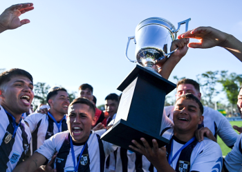 Fútbol | Defensores de Glew se quedó con la Copa de Campeones de la Liga Metropolitana de Fútbol