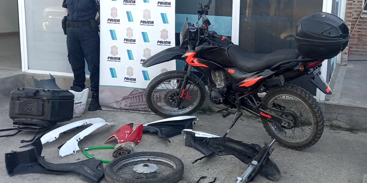 Presidente Perón | Múltiples allanamientos: nueve detenidos y secuestro de droga y motopartes