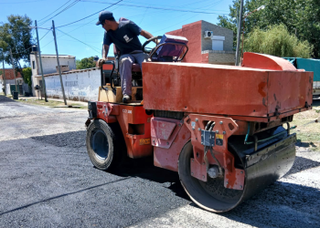 Presidente Perón | El plan de mejorado de calles avanza con paso firme en los barrios