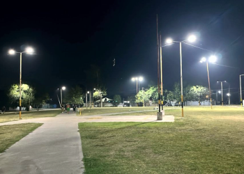 Presidente Perón | La gestión municipal acelera obras de iluminación LED y mejoras en calles