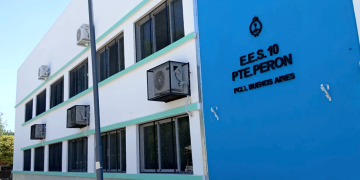 Presidente Perón | Con el inicio de clases inauguran la nueva Escuela Secundaria 10 en Parque Americano