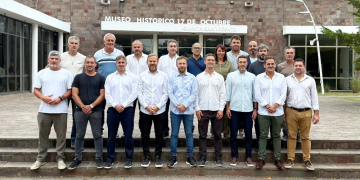 Política | San Vicente se posiciona como el «kilómetro cero» de un nuevo armado federal peronista