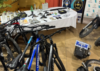 Alejandro Korn | Golpe al crimen organizado: megaoperativo policial culmina con siete detenidos y un arsenal secuestrado