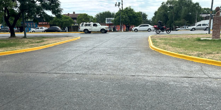 Presidente Perón | Refuerzan la señalización vial en toda la traza de la Ruta 210 en Guernica