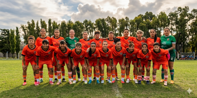 Fútbol | Estrella del Sur brilló en Pontevedra: debut triunfal en la Primera B femenina