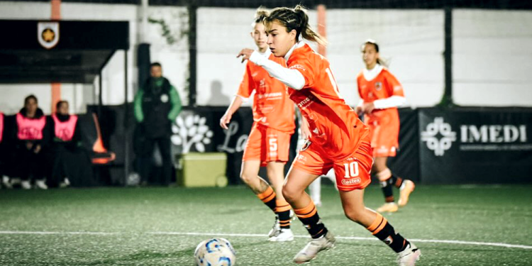 Fútbol femenino | Estrella del Sur calienta motores: ilusión y jerarquía para el debut en el torneo de la Primera B