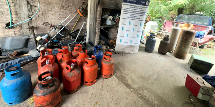 Presidente Perón | La policía y el Municipio clausuran un depósito de gas ilegal en Guernica