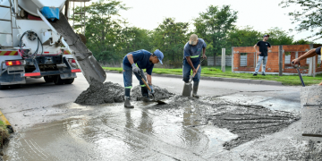 San Vicente | Infraestructura urbana: se ejecutan tareas de bacheo, iluminación y saneamiento en el distrito
