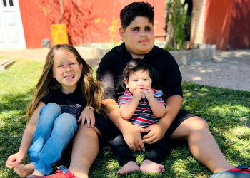 Rosario | Lecciones de luz desde el corazón: la historia de Santu, el niño que nos enseña a ver de nuevo