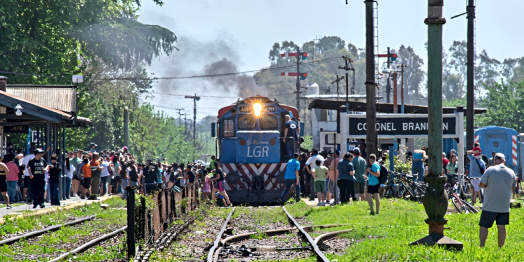 Región | Vecinos de Brandsen se movilizan: lanzan una junta de firmas para recuperar el servicio ferroviario local