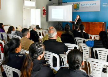 Zoonosis | San Vicente fortalece la protección animal con una capacitación clave en derecho y bienestar