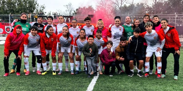 Fútbol femenino | Estrella del Sur brilló en Alejandro Korn con una goleada categórica ante Defensores de Belgrano