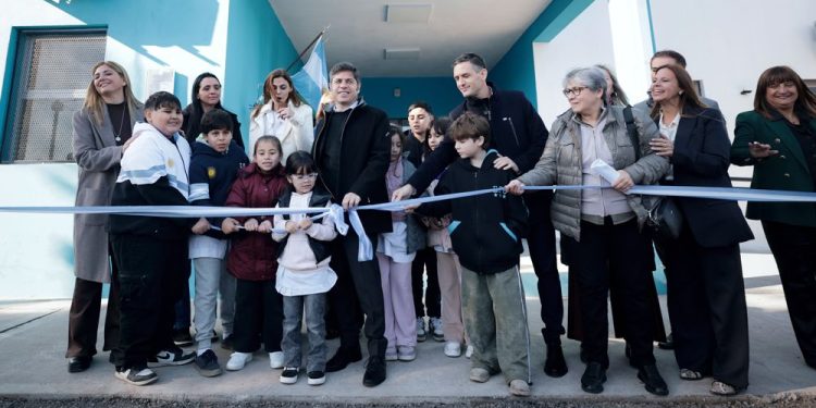 Educación | Axel Kicillof inauguró el nuevo edificio de la Escuela Primaria 6 en San Vicente