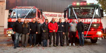 Entidades | Los Bomberos Voluntarios de San Vicente sumaron dos nuevas autobombas a su flota