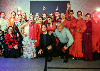 San Vicente | Emotivo reconocimiento a la Sociedad Española de San Vicente por su 130° aniversario