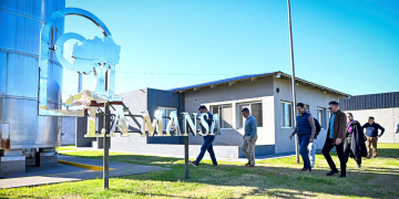 Domselaar | Mantegazza visitó la fábrica La Mansa y ratificó su apoyo a la producción local en San Vicente