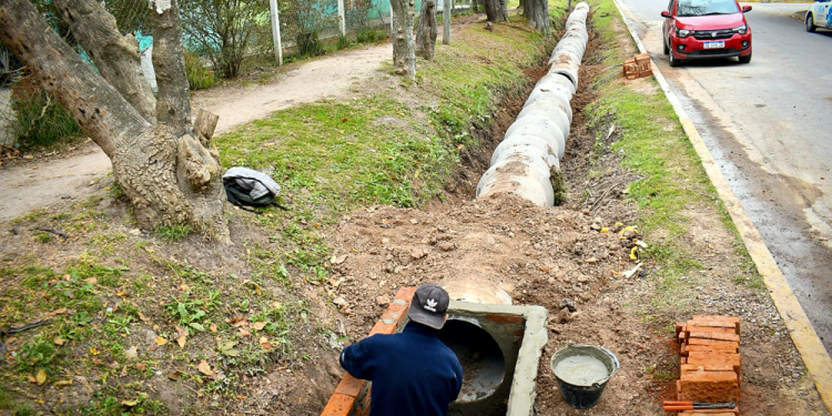 San Vicente | El Municipio realiza un plan integral de mejoras viales e hidráulicas en los barrios