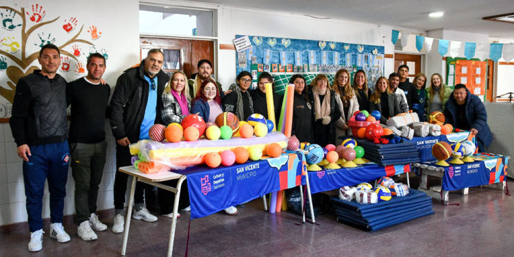 Alejandro Korn | Herramientas para aprender, jugar y crecer: la Escuela N° 501 recibió nuevo equipamiento deportivo