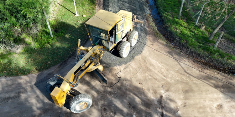 Servicios | Presidente Perón consolida su plan de infraestructura vial y mejoras urbanas en los barrios
