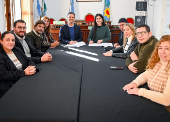San Vicente | Amplían el acceso a la tierra: firmaron un convenio para destinar lotes a docentes universitarios
