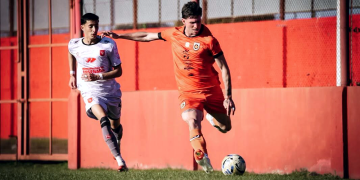 Primera C | Estrella del Sur goleó con autoridad en Ensenada y se prende con fuerza en el torneo mientras espera el segundo refuerzo