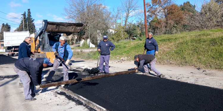 Servicios | Presidente Perón avanza con su plan de infraestructura vial financiado con fondos municipales