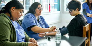 Salud | San Vicente reforzó la atención comunitaria con un nuevo operativo integral de salud en el CAPS Santa Inés