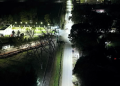 Presidente Perón | Avanza la reconversión lumínica en Guernica: instalaron nueva tecnología LED en la avenida Soberanía Nacional