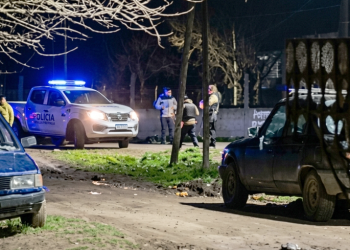 Policiales | Un asaltante muerto y un prófugo tras un feroz tiroteo con la Policía en Alejandro Korn