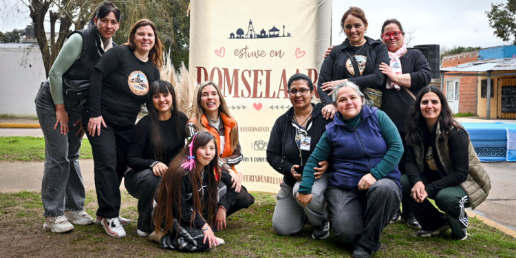 Domselaar | festejos por los 161 años de historia de la localidad, con una multitudinaria jornada comunitaria