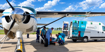 Locales | Operativo sanitario de alta complejidad: trasladaron en avión a dos sobrevivientes de la tragedia vial en Jujuy