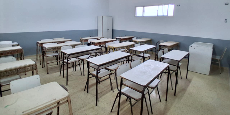 Presidente Perón | Avanzan las obras de refacción y puesta en valor en la Escuela Primaria 11 del barrio La Yaya