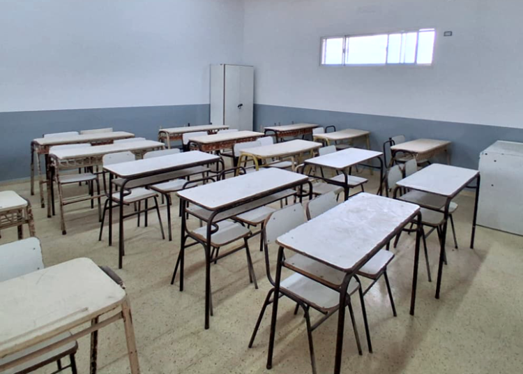 Presidente Perón | Avanzan las obras de refacción y puesta en valor en la Escuela Primaria 11 del barrio La Yaya